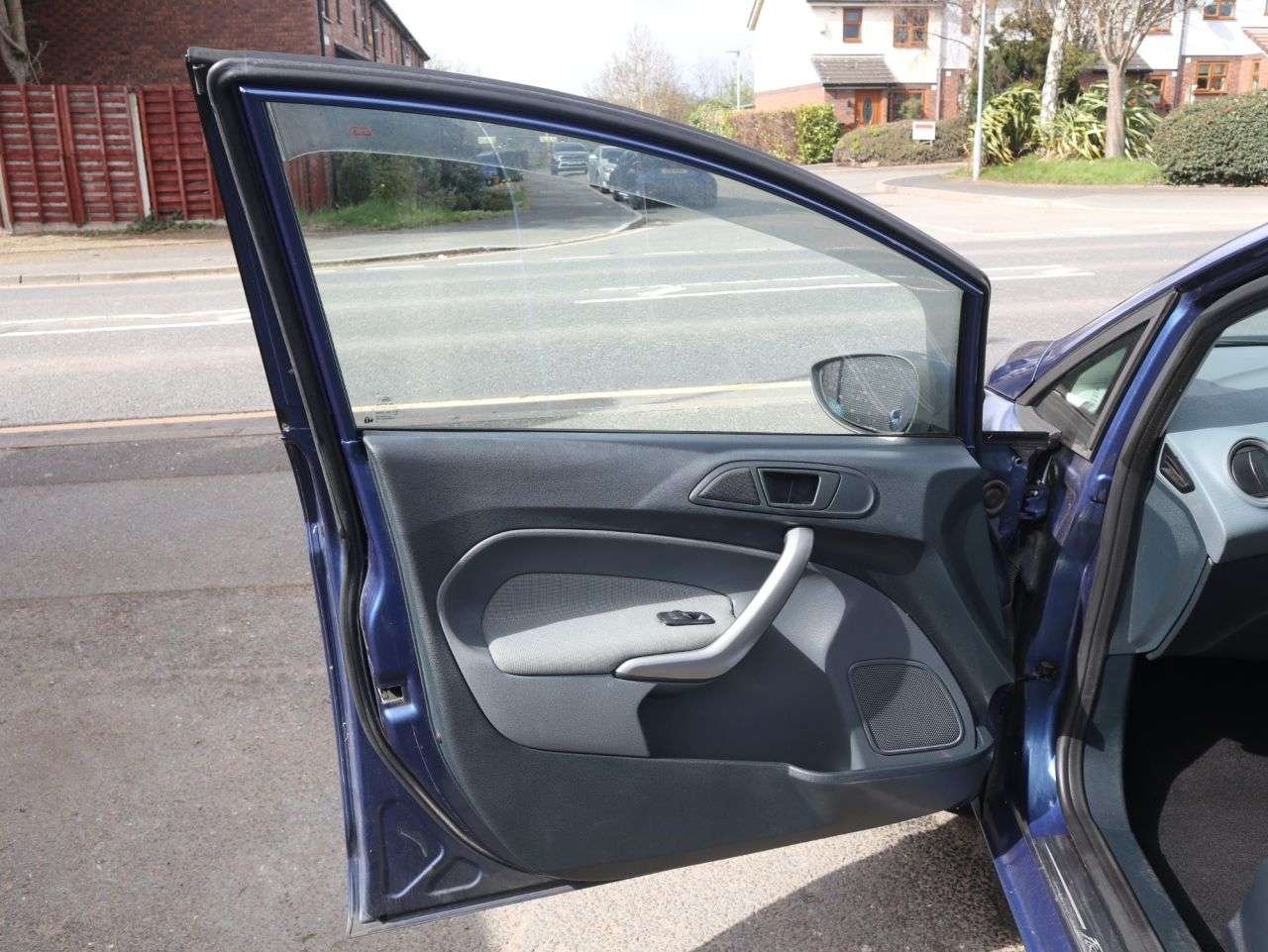 2010 FORD FIESTA 2010 FORD FIESTA