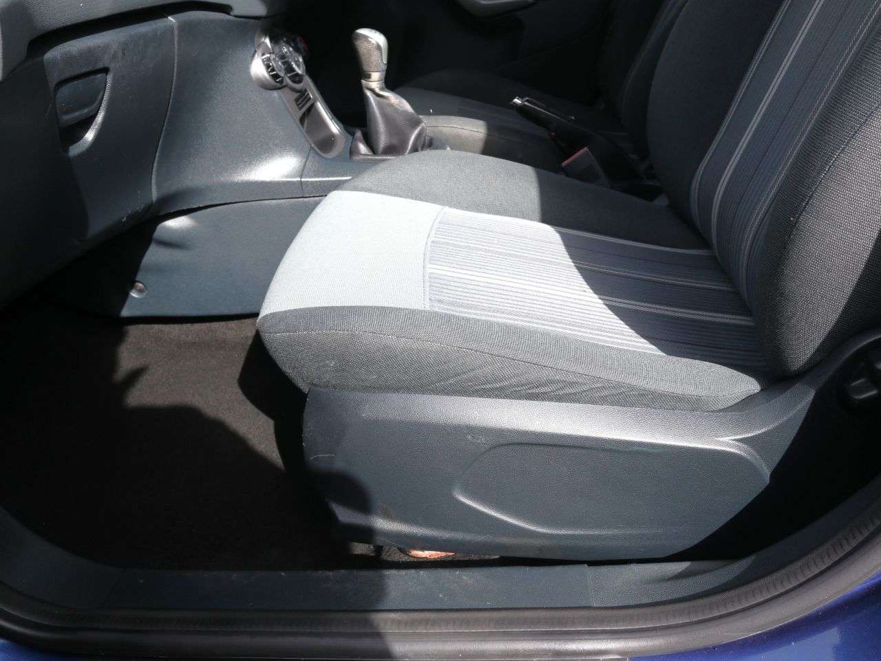 2010 FORD FIESTA 2010 FORD FIESTA