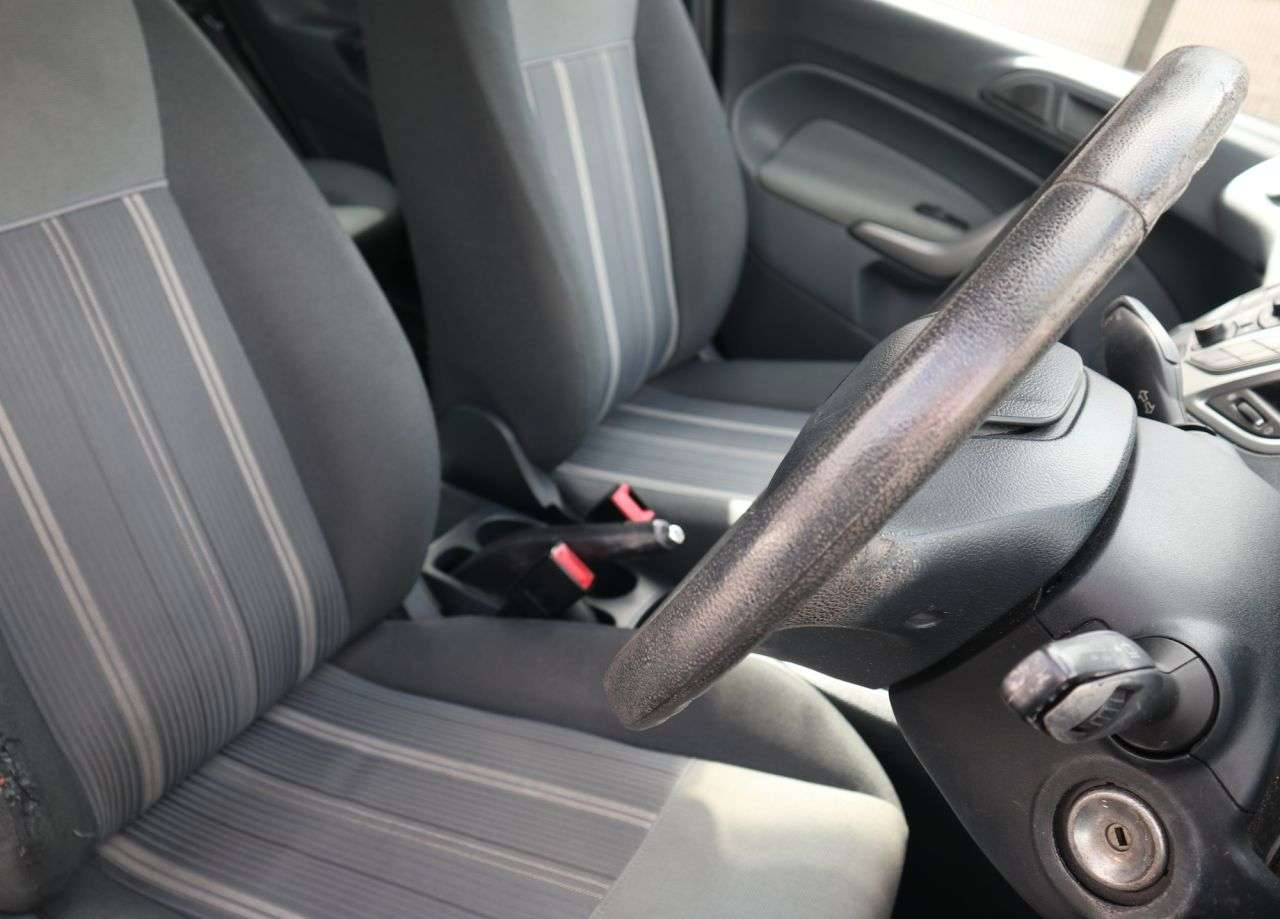 2010 FORD FIESTA 2010 FORD FIESTA