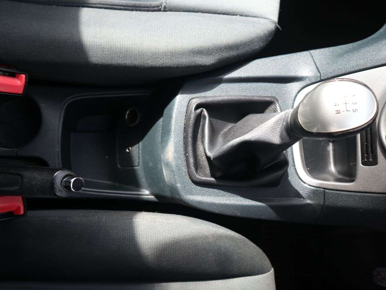 2010 FORD FIESTA 2010 FORD FIESTA