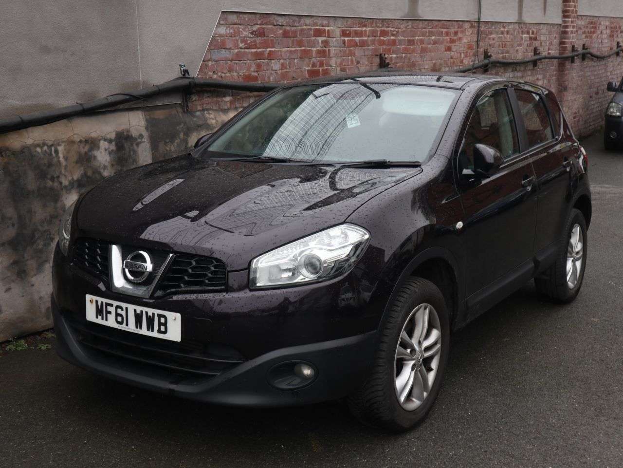 A 2011 NISSAN QASHQAI 1.5 dCi Acenta SUV 5dr Diesel Manual 2WD Euro 5 (110 ps) *2 YEAR WARRANTY £ A 2011 NISSAN QASHQAI 1.5 dCi Acenta SUV 5dr Diesel Manual 2WD Euro 5 (110 ps) *2 YEAR WARRANTY £