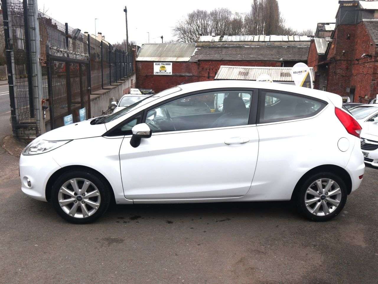 2010 FORD FIESTA 2010 FORD FIESTA