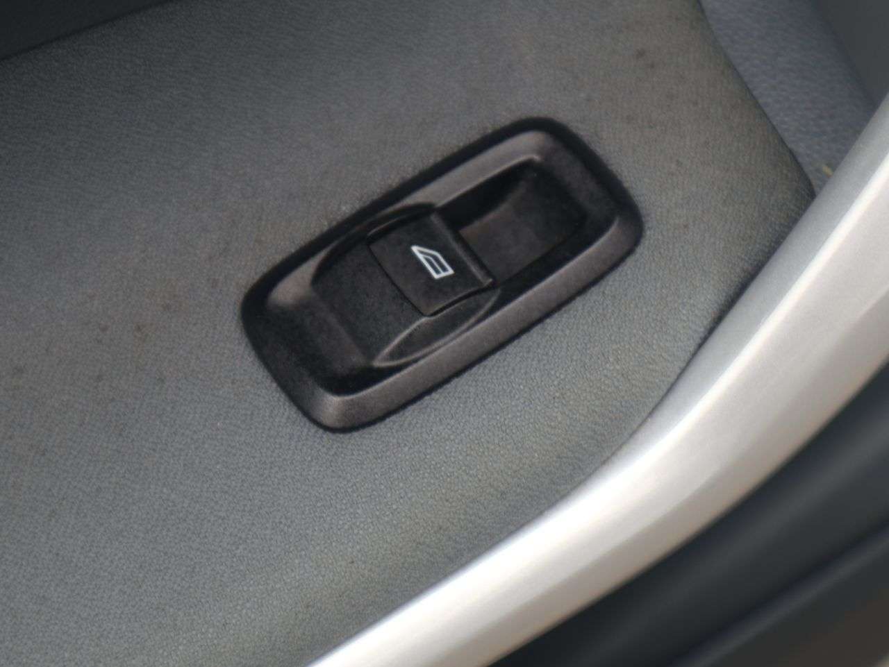 2010 FORD FIESTA 2010 FORD FIESTA