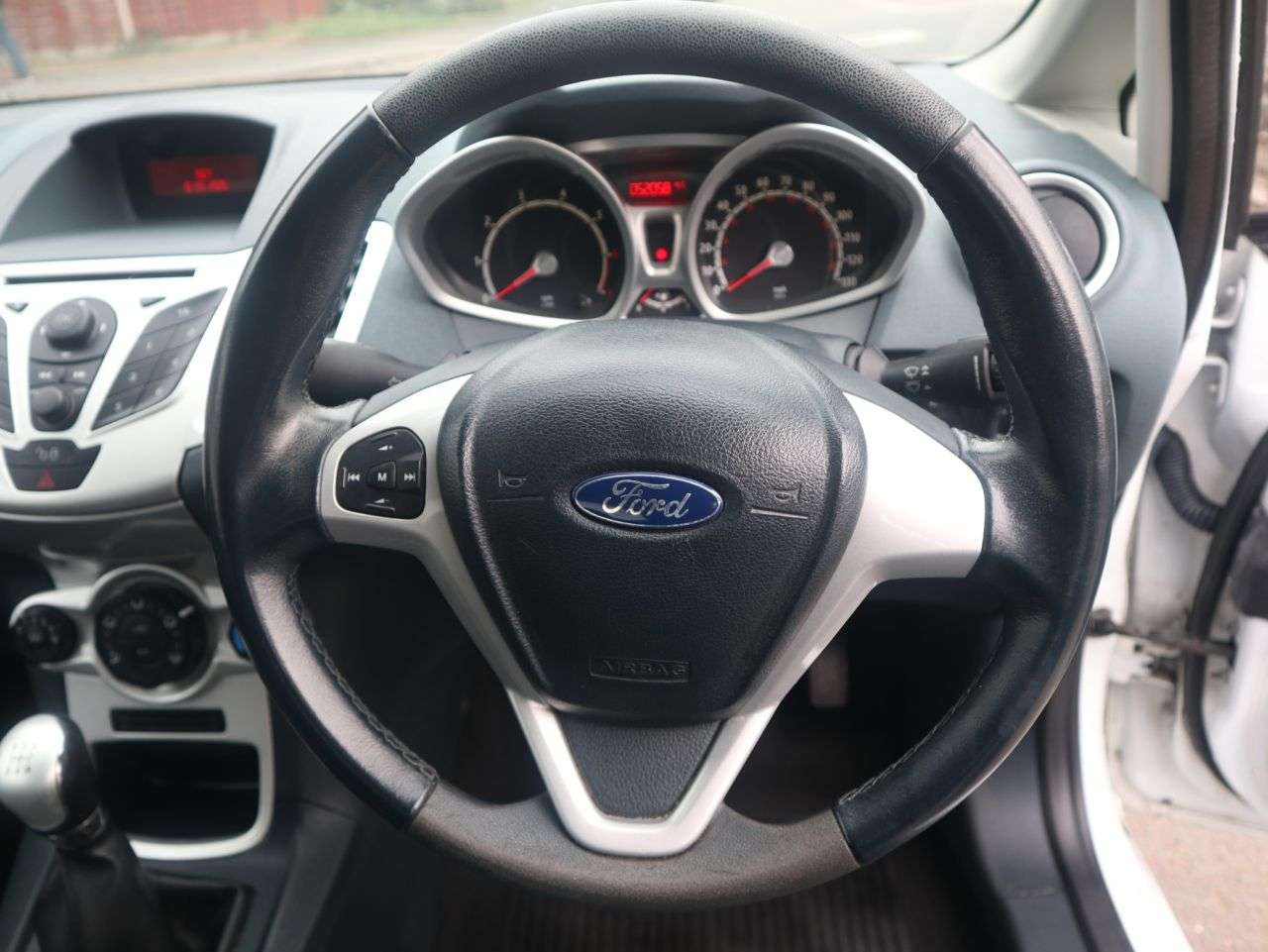 2010 FORD FIESTA 2010 FORD FIESTA