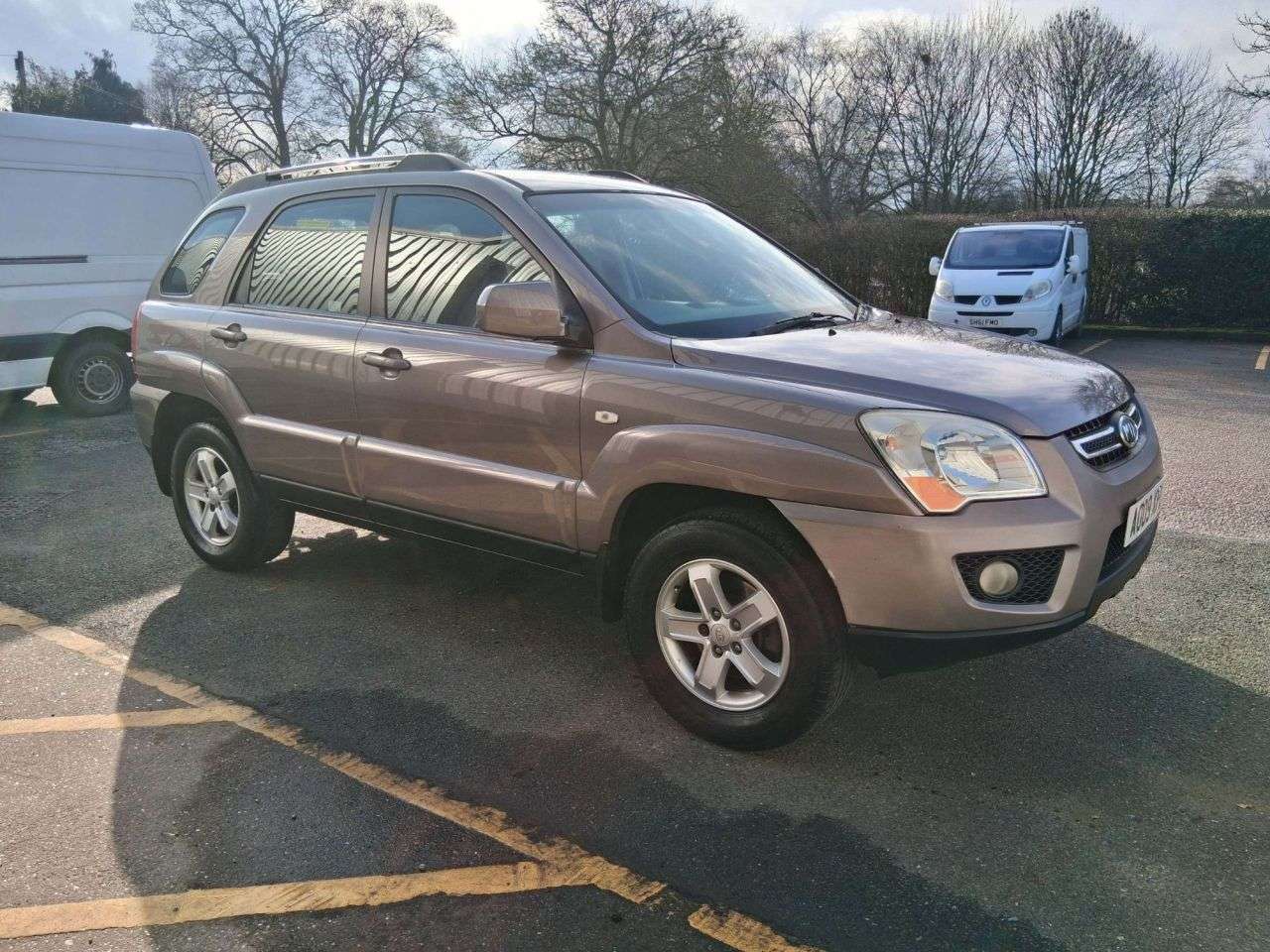 A 2009 KIA SPORTAGE 2.0 CRDi XE SUV 5dr Diesel Manual 4WD (187 g/km, 138 bhp) *2 YEAR WARRANTY A 2009 KIA SPORTAGE 2.0 CRDi XE SUV 5dr Diesel Manual 4WD (187 g/km, 138 bhp) *2 YEAR WARRANTY