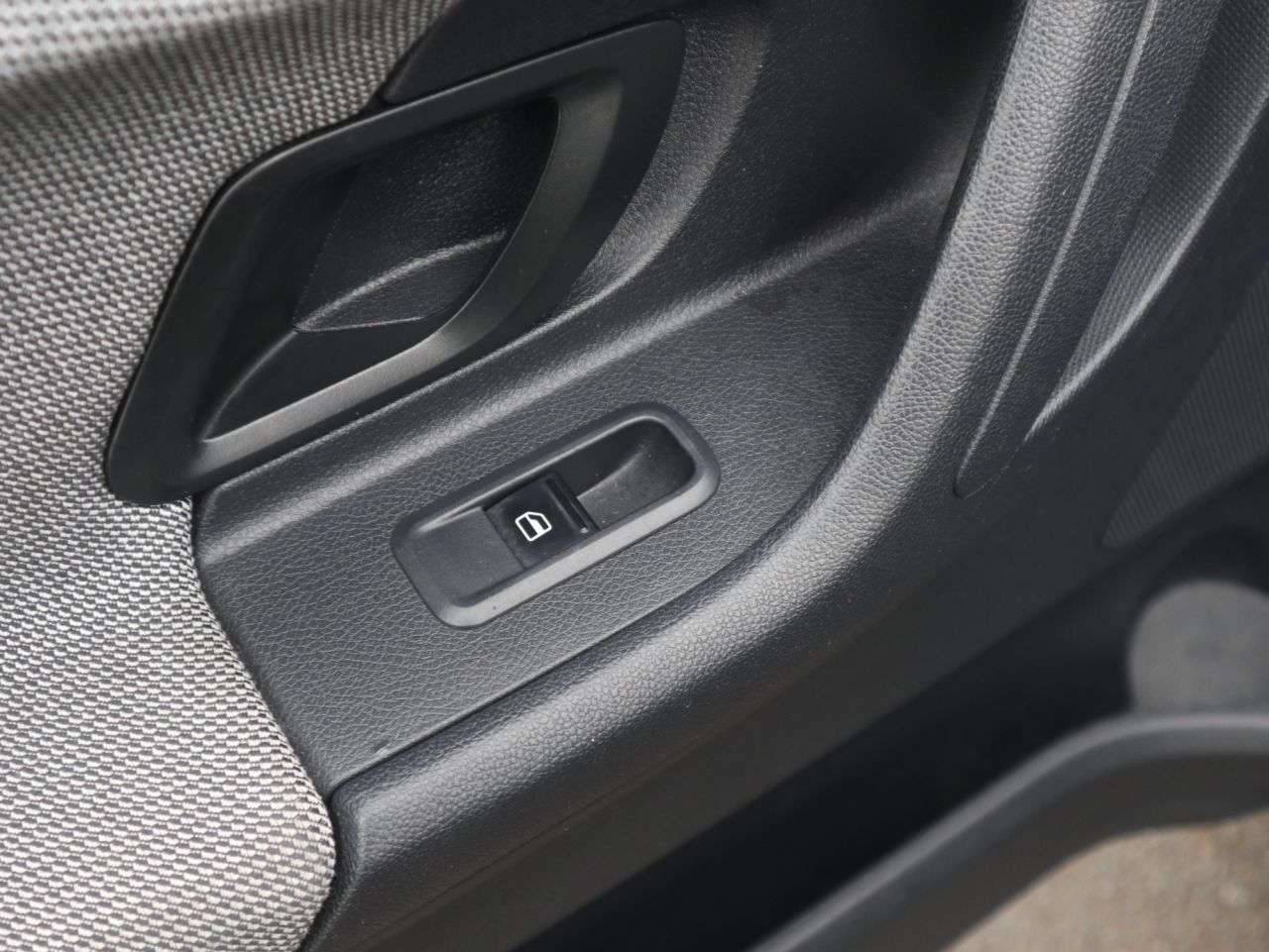 2012 SKODA FABIA 2012 SKODA FABIA