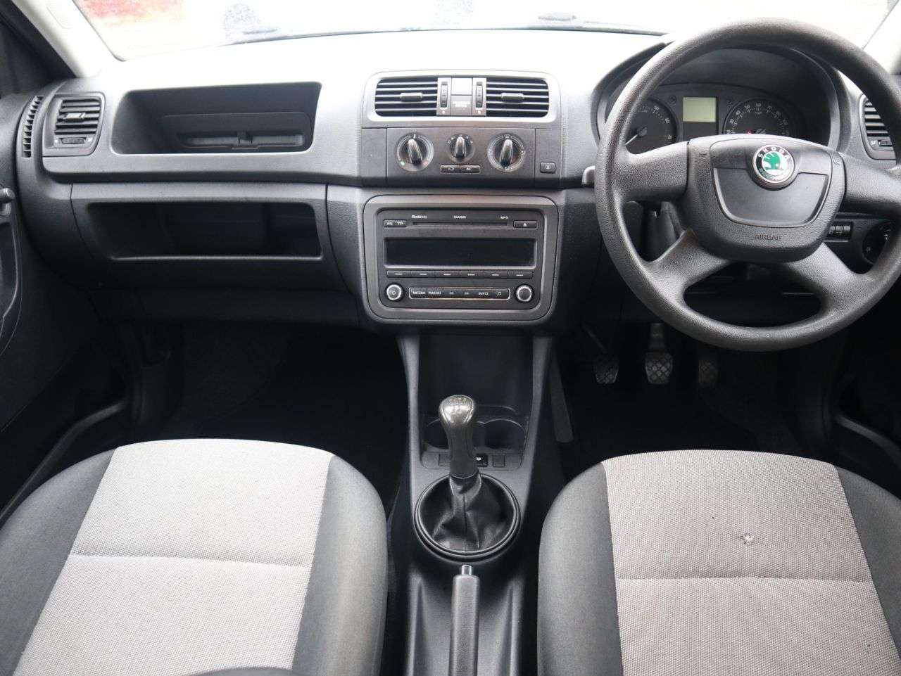 A 2012 SKODA FABIA 1.2 S Hatchback 5dr Petrol Manual Euro 5 (69 ps) *2 YEAR WARRANTY £99 + 12 A 2012 SKODA FABIA 1.2 S Hatchback 5dr Petrol Manual Euro 5 (69 ps) *2 YEAR WARRANTY £99 + 12