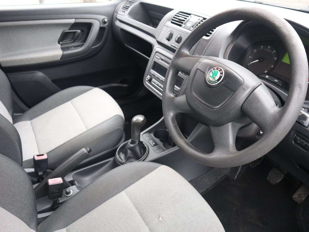 2012 SKODA FABIA 2012 SKODA FABIA