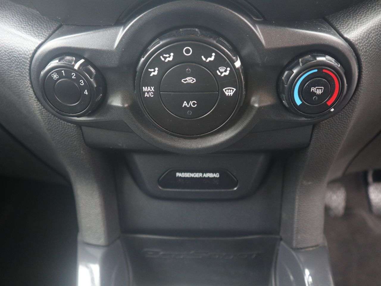 2015 FORD ECOSPORT 2015 FORD ECOSPORT
