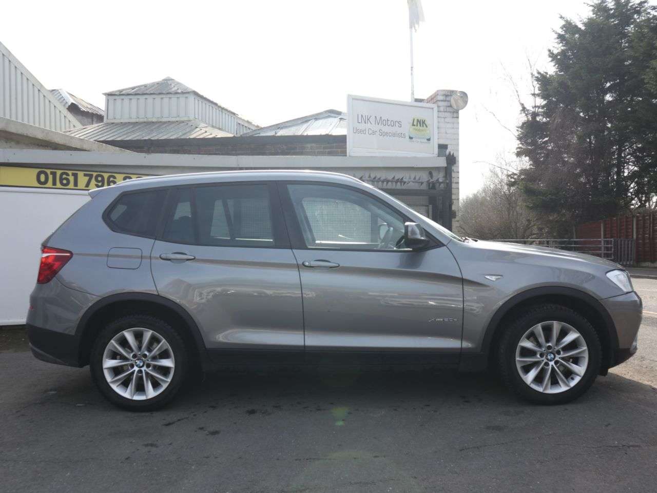 A 2013 BMW X3 2.0 20d SE SUV 5dr Diesel Auto xDrive Euro 5 (s/s) (184 ps) *2 YEAR WARRANT A 2013 BMW X3 2.0 20d SE SUV 5dr Diesel Auto xDrive Euro 5 (s/s) (184 ps) *2 YEAR WARRANT