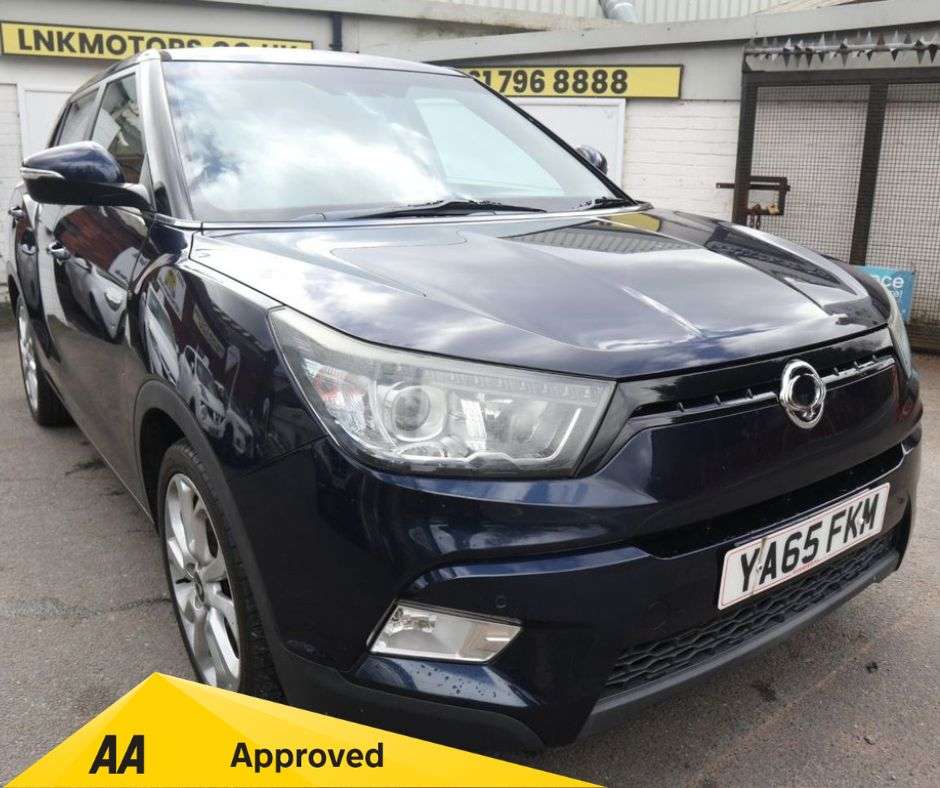 A 2016 SSANGYONG TIVOLI 1.6 e-XDi ELX SUV 5dr Diesel Manual Euro 6 (115 ps) *2 YEAR WARRANTY £99 + A 2016 SSANGYONG TIVOLI 1.6 e-XDi ELX SUV 5dr Diesel Manual Euro 6 (115 ps) *2 YEAR WARRANTY £99 +