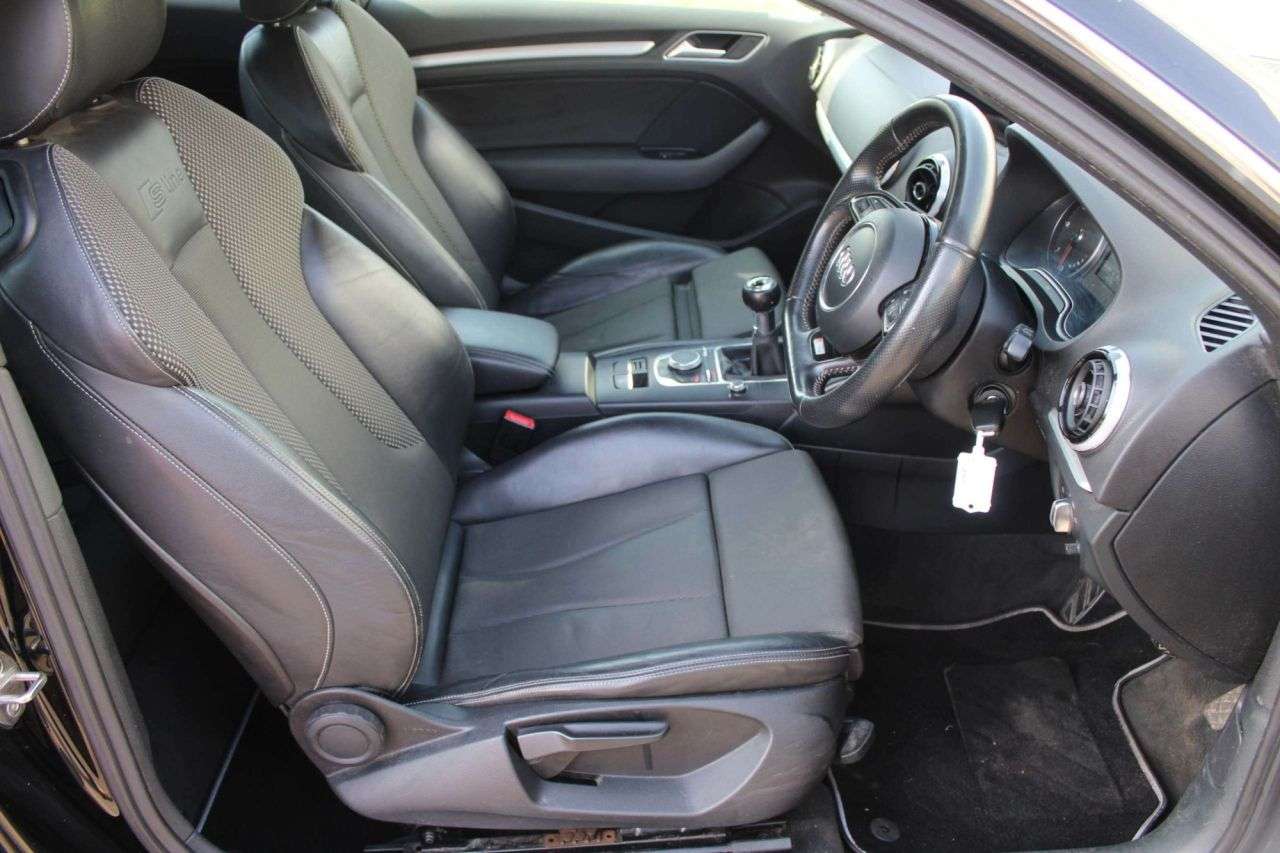A 2013 AUDI A3 2.0 TDI S line Hatchback 3dr Diesel Manual Euro 5 (s/s) (150 ps) *2 YEAR WA A 2013 AUDI A3 2.0 TDI S line Hatchback 3dr Diesel Manual Euro 5 (s/s) (150 ps) *2 YEAR WA