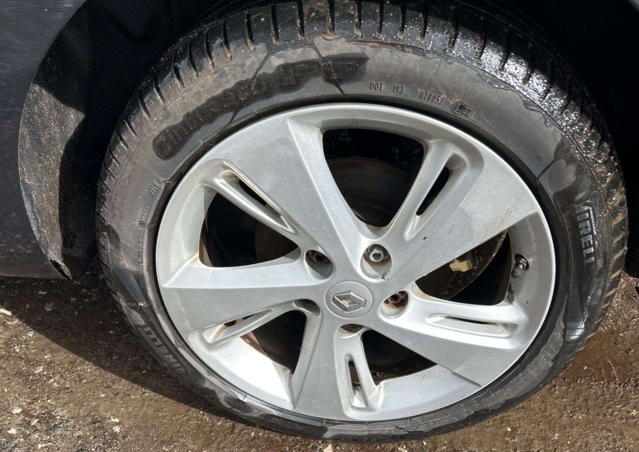 2014 RENAULT MEGANE 2014 RENAULT MEGANE