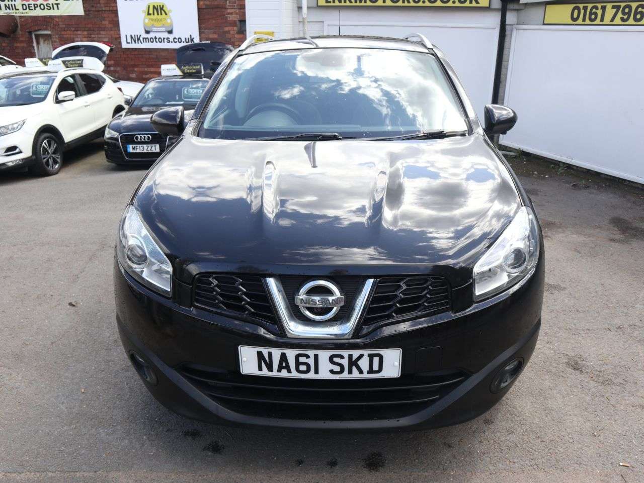 A 2012 NISSAN QASHQAI 1.6 n-tec+ SUV 5dr Petrol Manual 2WD Euro 5 (117 ps) *2 YEAR WARRANTY £99 + A 2012 NISSAN QASHQAI 1.6 n-tec+ SUV 5dr Petrol Manual 2WD Euro 5 (117 ps) *2 YEAR WARRANTY £99 +