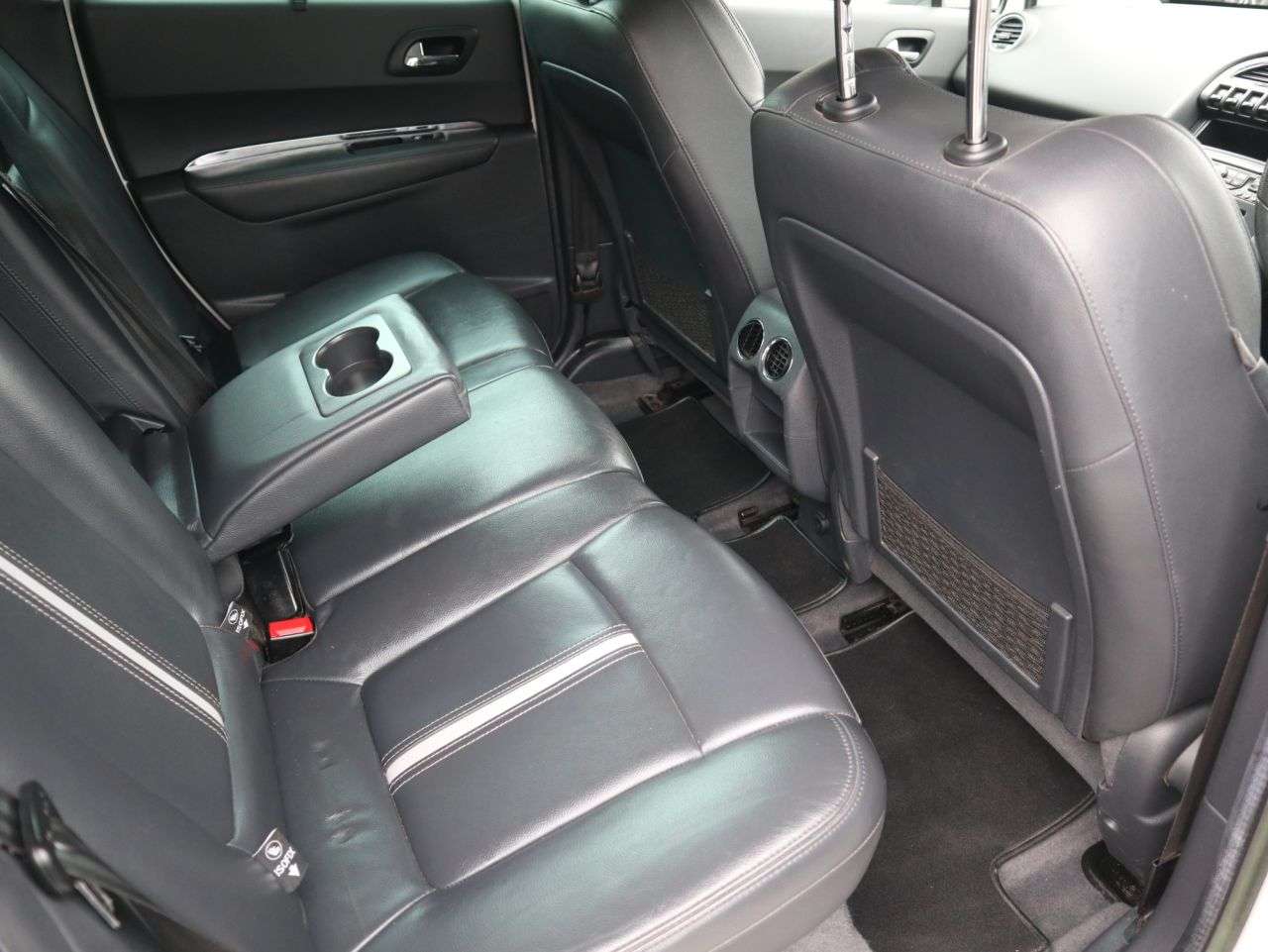 2012 PEUGEOT 3008 2012 PEUGEOT 3008