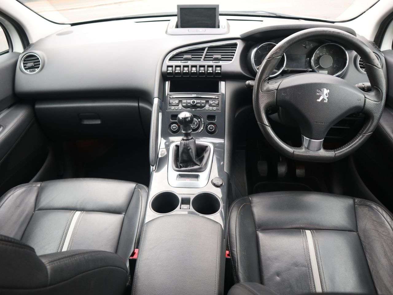A 2012 PEUGEOT 3008 1.6 HDi Sportium SUV 5dr Diesel Manual Euro 5 (112 ps) *2 YEAR WARRANTY £99 A 2012 PEUGEOT 3008 1.6 HDi Sportium SUV 5dr Diesel Manual Euro 5 (112 ps) *2 YEAR WARRANTY £99