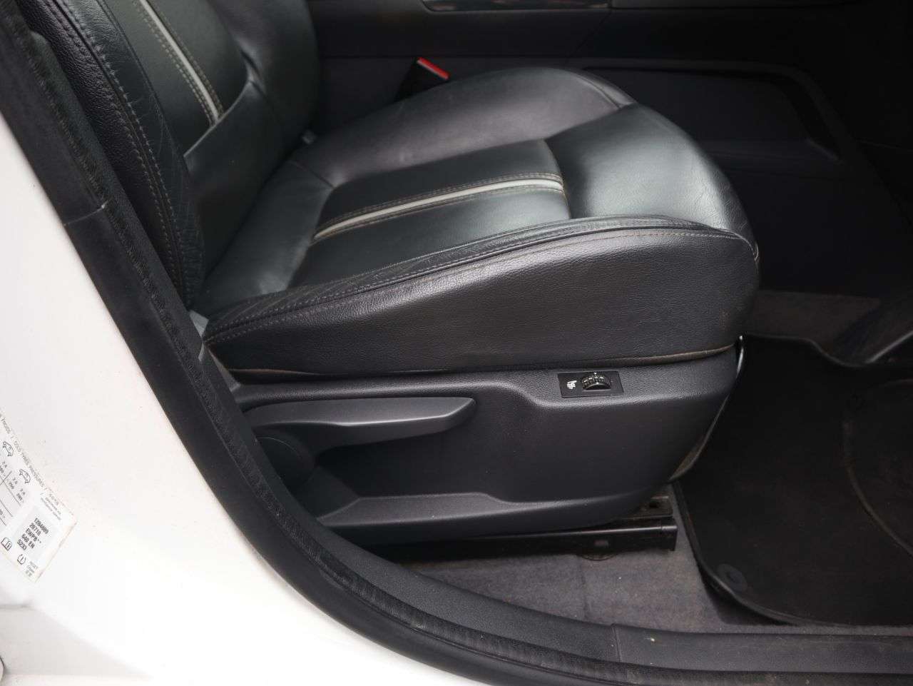 2012 PEUGEOT 3008 2012 PEUGEOT 3008
