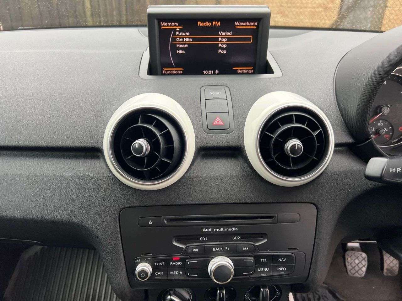 A 2012 AUDI A1 1.6 TDI Competition Line Hatchback 3dr Diesel Manual Euro 5 (s/s) (105 ps) A 2012 AUDI A1 1.6 TDI Competition Line Hatchback 3dr Diesel Manual Euro 5 (s/s) (105 ps)