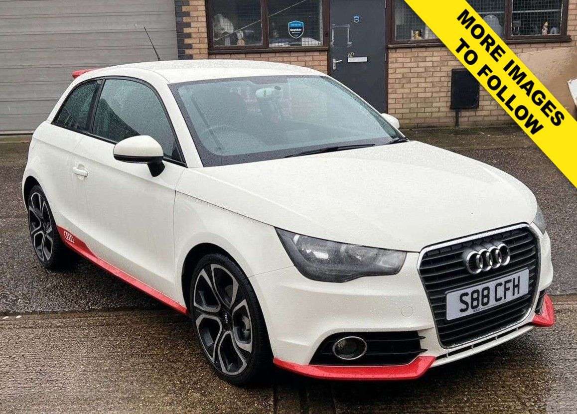 A 2012 AUDI A1 1.6 TDI Competition Line Hatchback 3dr Diesel Manual Euro 5 (s/s) (105 ps) A 2012 AUDI A1 1.6 TDI Competition Line Hatchback 3dr Diesel Manual Euro 5 (s/s) (105 ps)