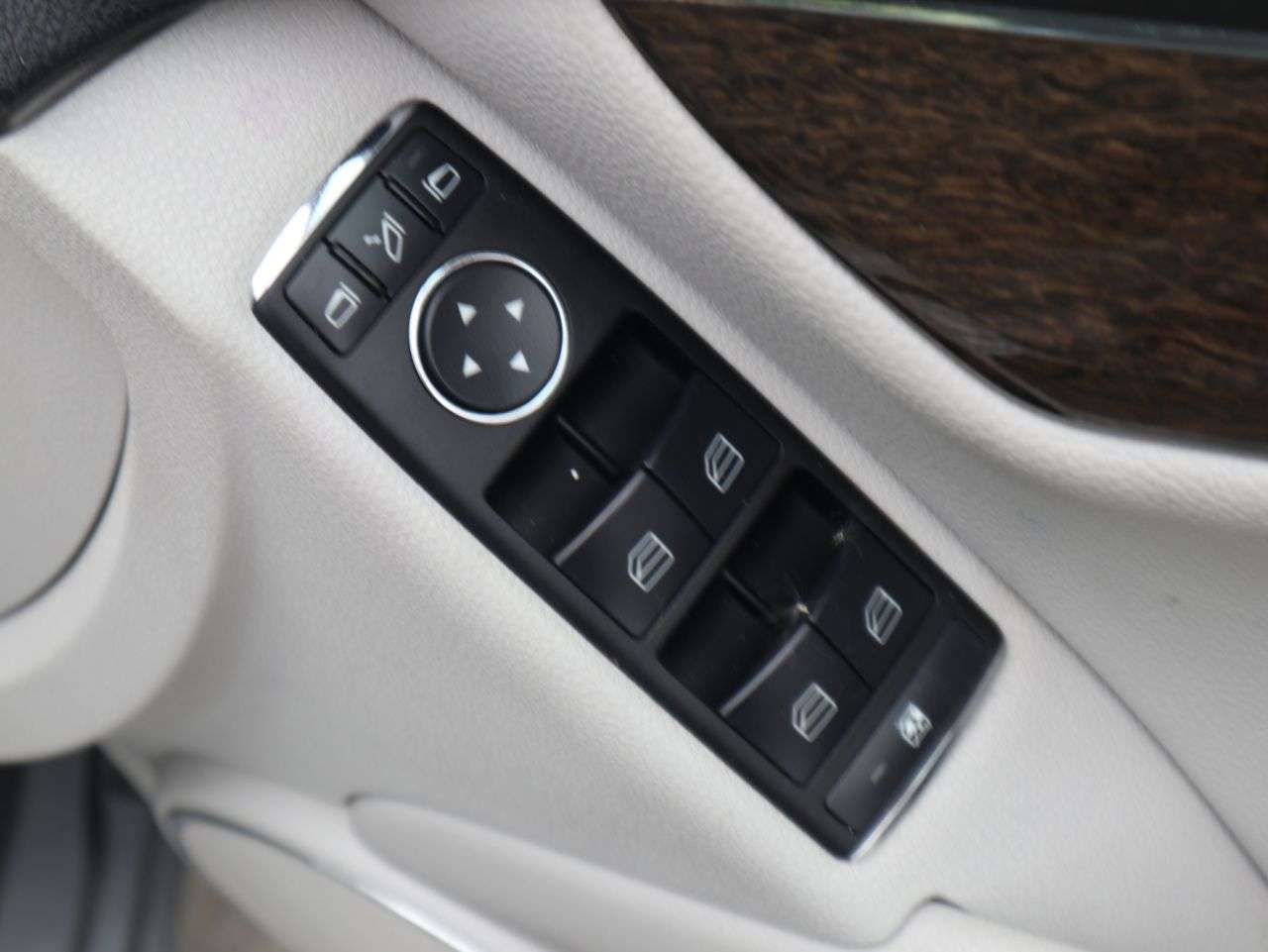 2009 MERCEDES-BENZ C-CLASS 2009 MERCEDES-BENZ C-CLASS