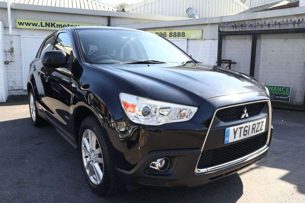 A 2011 MITSUBISHI ASX 1.8D ClearTec 3 SUV 5dr Diesel Manual 4WD Euro 5 (147 ps) *2 YEAR WARRANTY A 2011 MITSUBISHI ASX 1.8D ClearTec 3 SUV 5dr Diesel Manual 4WD Euro 5 (147 ps) *2 YEAR WARRANTY