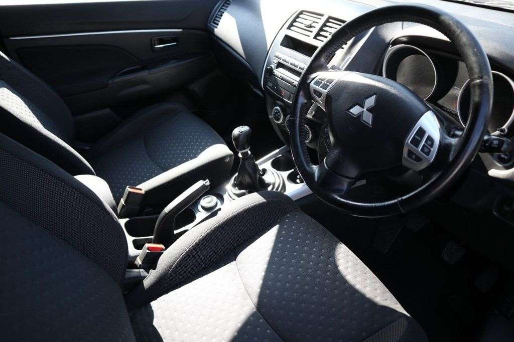 2011 MITSUBISHI ASX 2011 MITSUBISHI ASX