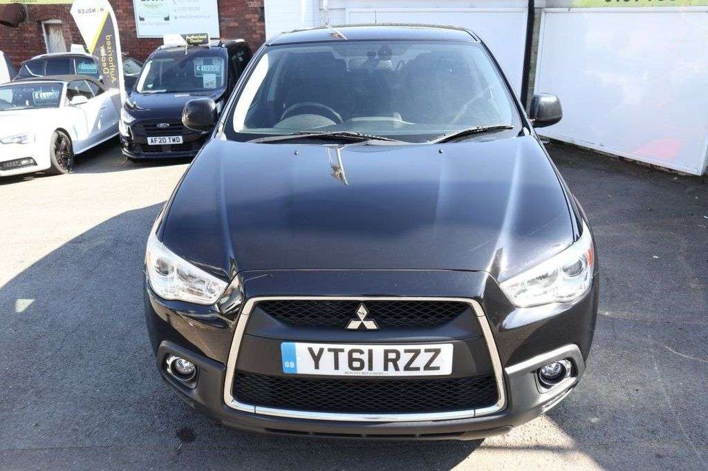 A 2011 MITSUBISHI ASX 1.8D ClearTec 3 SUV 5dr Diesel Manual 4WD Euro 5 (147 ps) *2 YEAR WARRANTY A 2011 MITSUBISHI ASX 1.8D ClearTec 3 SUV 5dr Diesel Manual 4WD Euro 5 (147 ps) *2 YEAR WARRANTY