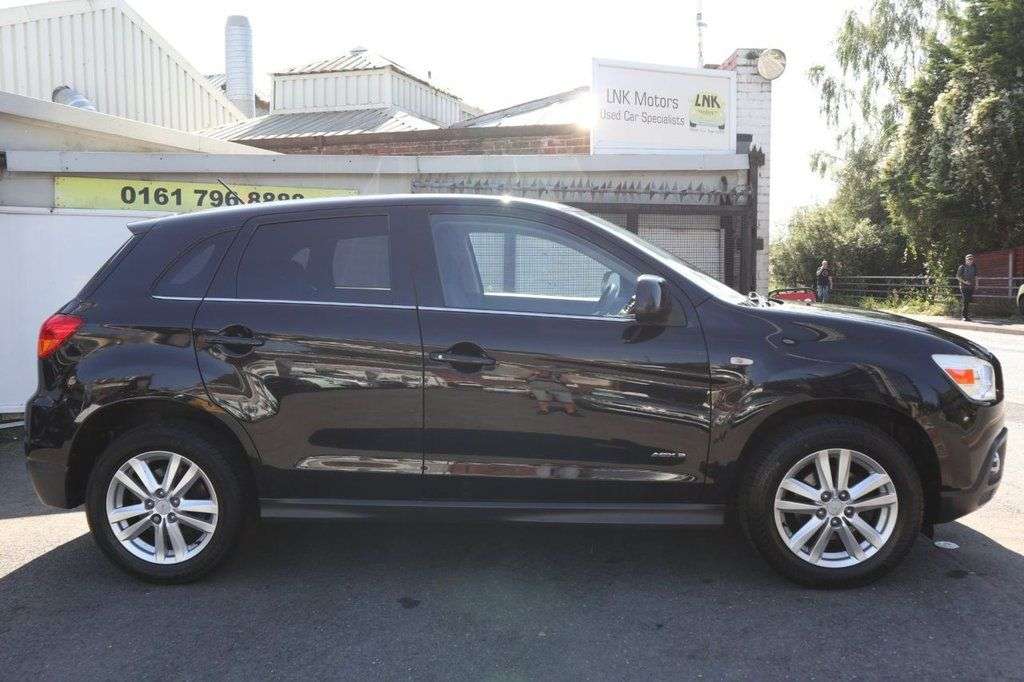 A 2011 MITSUBISHI ASX 1.8D ClearTec 3 SUV 5dr Diesel Manual 4WD Euro 5 (147 ps) *2 YEAR WARRANTY A 2011 MITSUBISHI ASX 1.8D ClearTec 3 SUV 5dr Diesel Manual 4WD Euro 5 (147 ps) *2 YEAR WARRANTY