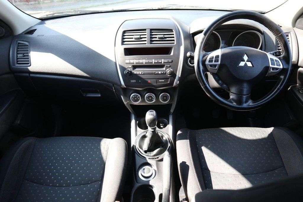 A 2011 MITSUBISHI ASX 1.8D ClearTec 3 SUV 5dr Diesel Manual 4WD Euro 5 (147 ps) *2 YEAR WARRANTY A 2011 MITSUBISHI ASX 1.8D ClearTec 3 SUV 5dr Diesel Manual 4WD Euro 5 (147 ps) *2 YEAR WARRANTY