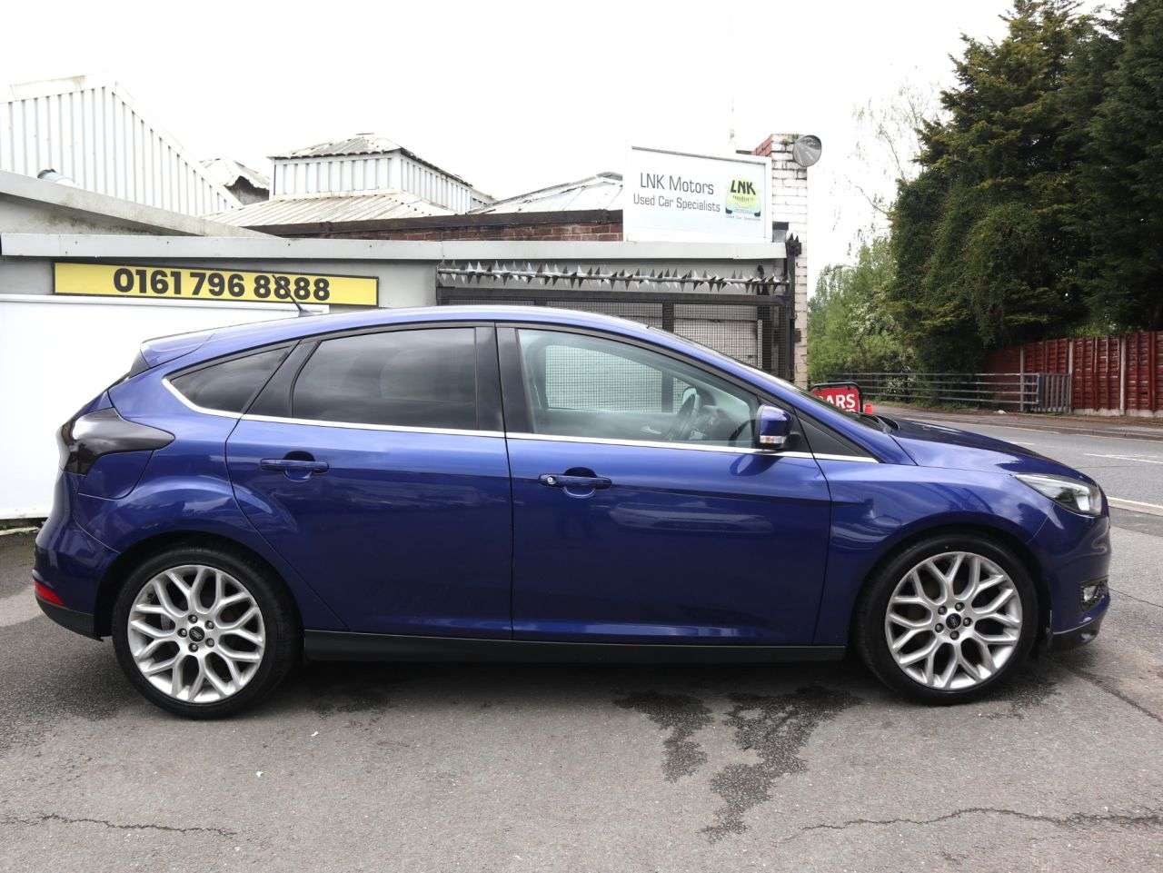 A 2017 FORD FOCUS 1.5 TDCi Zetec Edition Hatchback 5dr Diesel Manual Euro 6 (s/s) (120 ps) *2 A 2017 FORD FOCUS 1.5 TDCi Zetec Edition Hatchback 5dr Diesel Manual Euro 6 (s/s) (120 ps) *2
