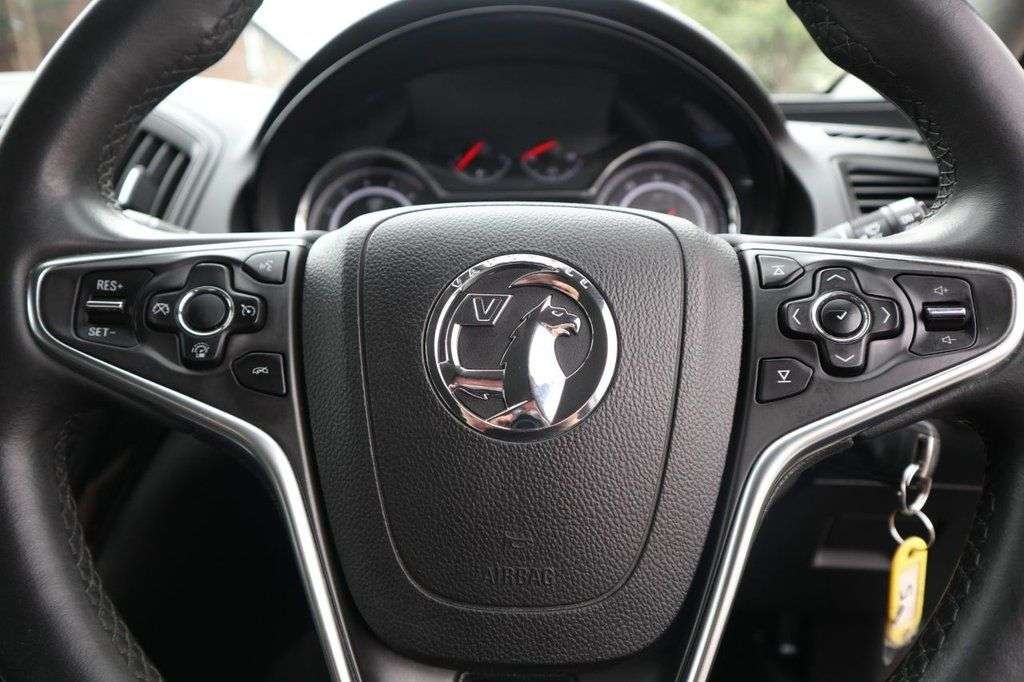2015 VAUXHALL INSIGNIA 2015 VAUXHALL INSIGNIA