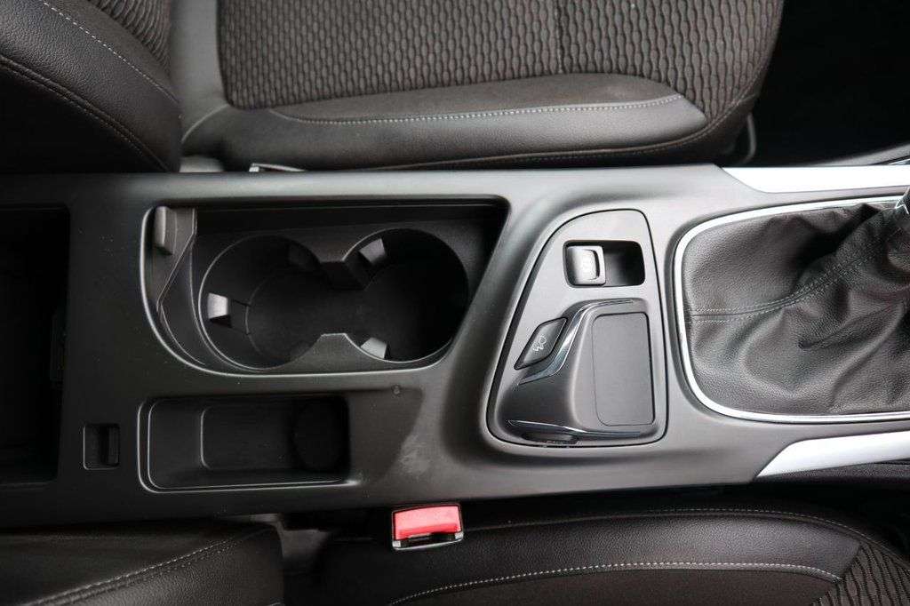 2015 VAUXHALL INSIGNIA 2015 VAUXHALL INSIGNIA