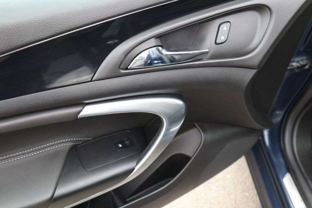 2015 VAUXHALL INSIGNIA 2015 VAUXHALL INSIGNIA