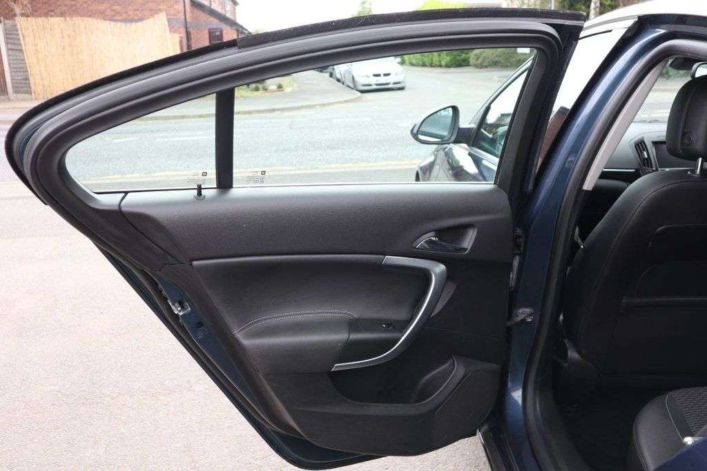 2015 VAUXHALL INSIGNIA 2015 VAUXHALL INSIGNIA