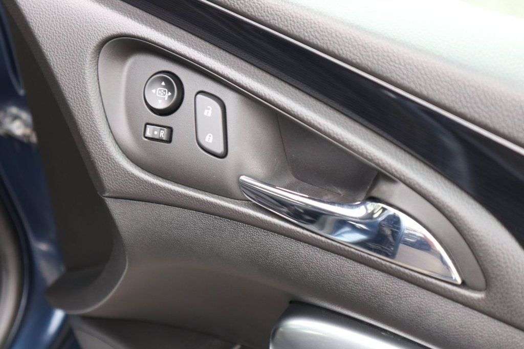 2015 VAUXHALL INSIGNIA 2015 VAUXHALL INSIGNIA
