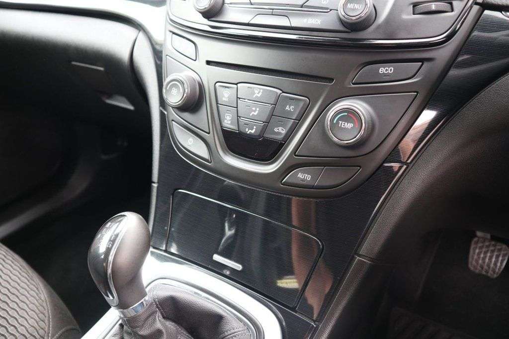 2015 VAUXHALL INSIGNIA 2015 VAUXHALL INSIGNIA