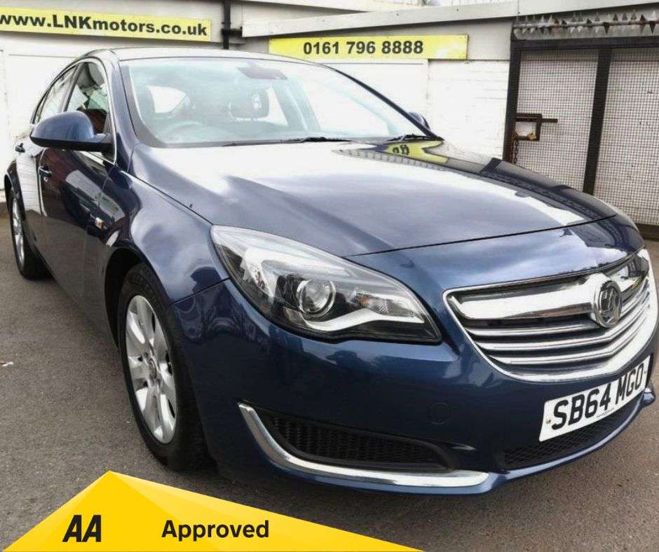 A 2015 VAUXHALL INSIGNIA 2.0 CDTi ecoFLEX Tech Line Hatchback 5dr Diesel Manual Euro 5 (s/s) (140 ps A 2015 VAUXHALL INSIGNIA 2.0 CDTi ecoFLEX Tech Line Hatchback 5dr Diesel Manual Euro 5 (s/s) (140 ps