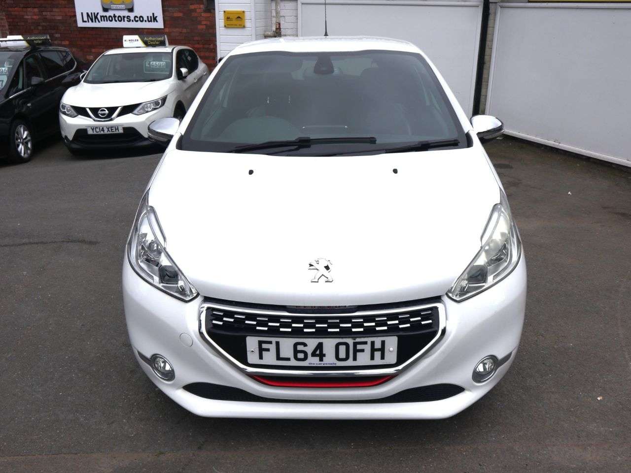 A 2015 PEUGEOT 208 1.6 THP GTi Hatchback 3dr Petrol Manual Euro 5 (200 ps) *2 YEAR WTY FROM £9 A 2015 PEUGEOT 208 1.6 THP GTi Hatchback 3dr Petrol Manual Euro 5 (200 ps) *2 YEAR WTY FROM £9