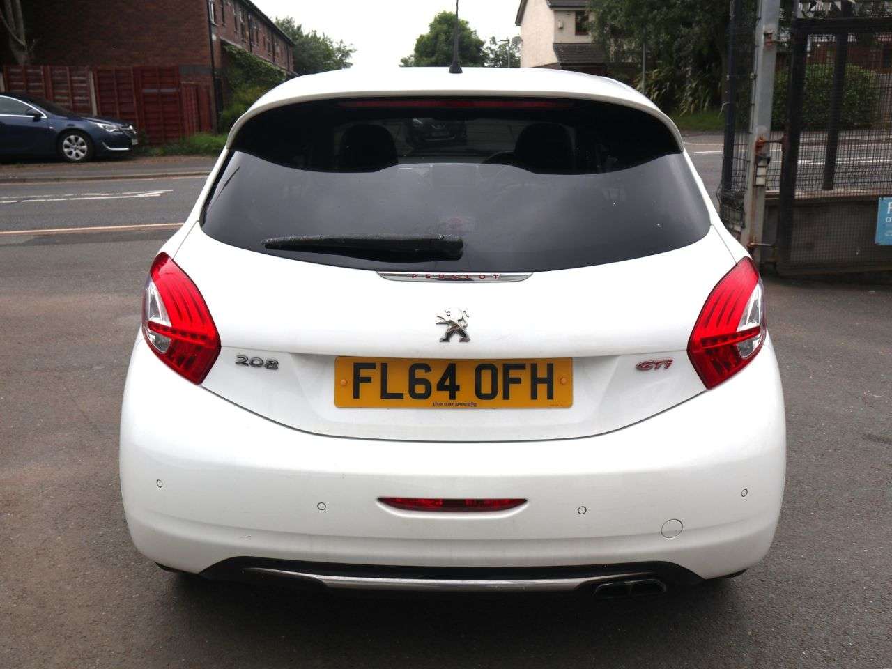 2015 PEUGEOT 208 2015 PEUGEOT 208