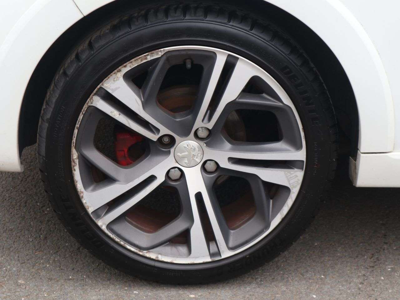 2015 PEUGEOT 208 2015 PEUGEOT 208
