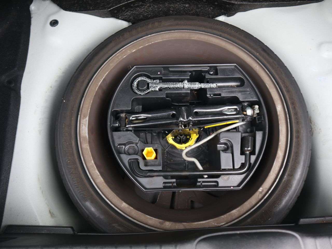 2015 PEUGEOT 208 2015 PEUGEOT 208