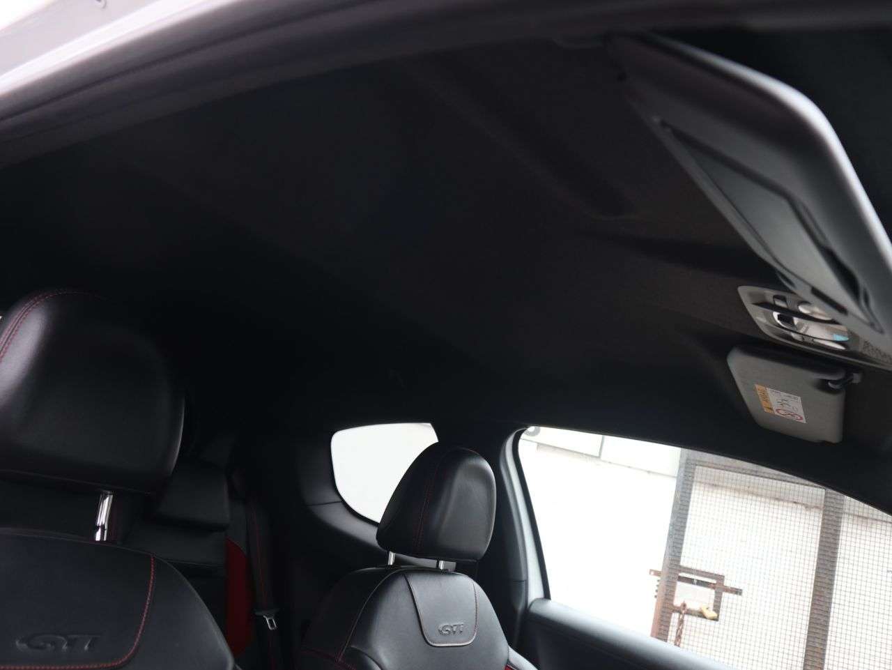 2015 PEUGEOT 208 2015 PEUGEOT 208