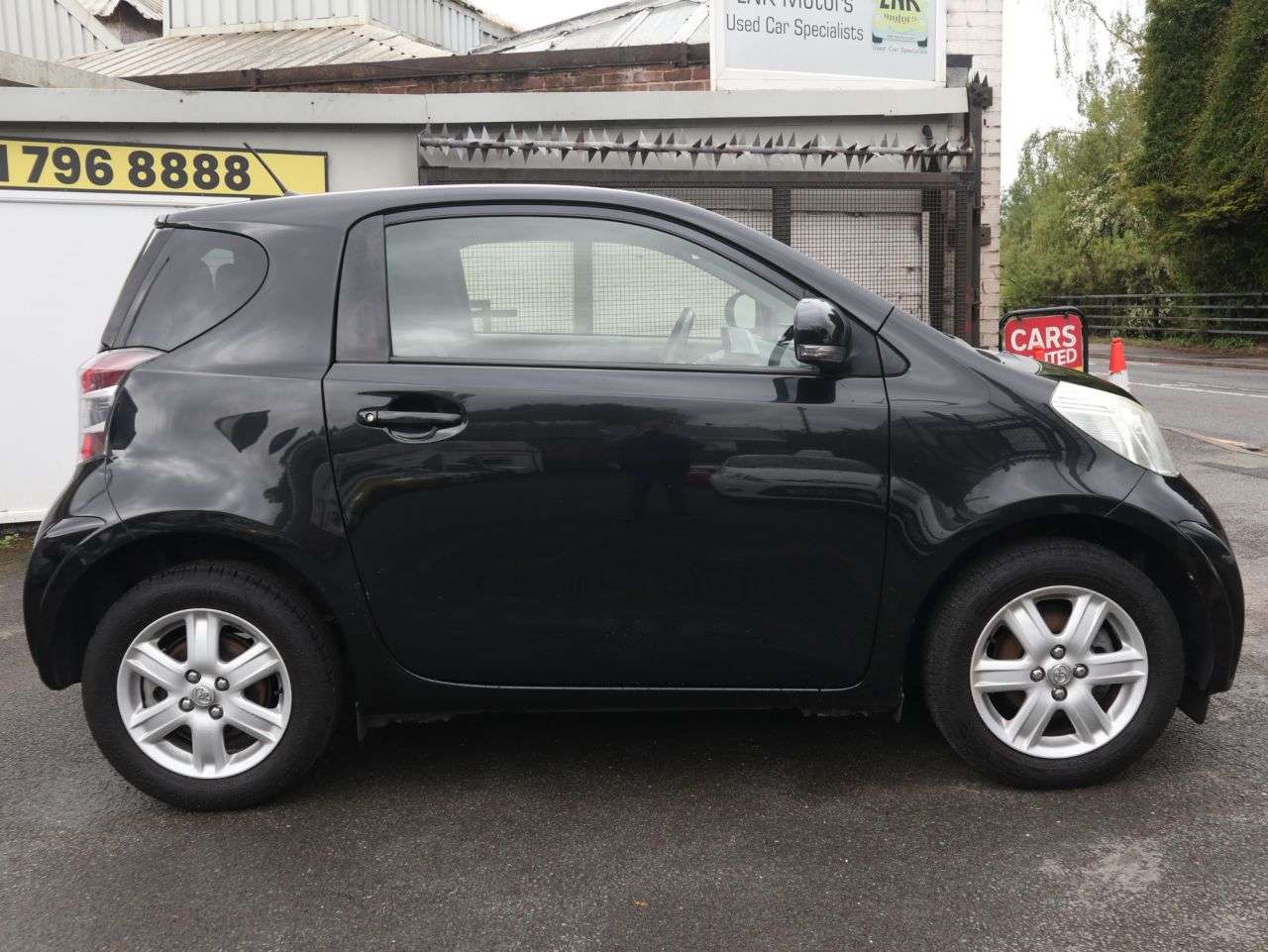 A 2014 TOYOTA IQ 1.0 VVT-i Hatchback 3dr Petrol Manual Euro 5 (68 ps) *2 YEAR WTY FROM £99 + A 2014 TOYOTA IQ 1.0 VVT-i Hatchback 3dr Petrol Manual Euro 5 (68 ps) *2 YEAR WTY FROM £99 +