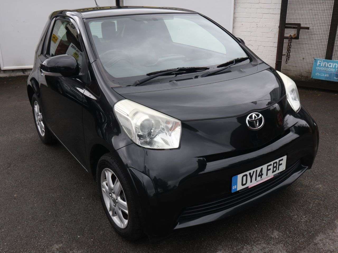 A 2014 TOYOTA IQ 1.0 VVT-i Hatchback 3dr Petrol Manual Euro 5 (68 ps) *2 YEAR WTY FROM £99 + A 2014 TOYOTA IQ 1.0 VVT-i Hatchback 3dr Petrol Manual Euro 5 (68 ps) *2 YEAR WTY FROM £99 +