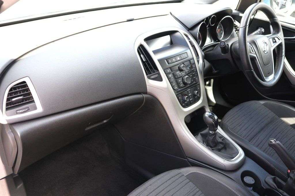 2014 VAUXHALL ASTRA 2014 VAUXHALL ASTRA