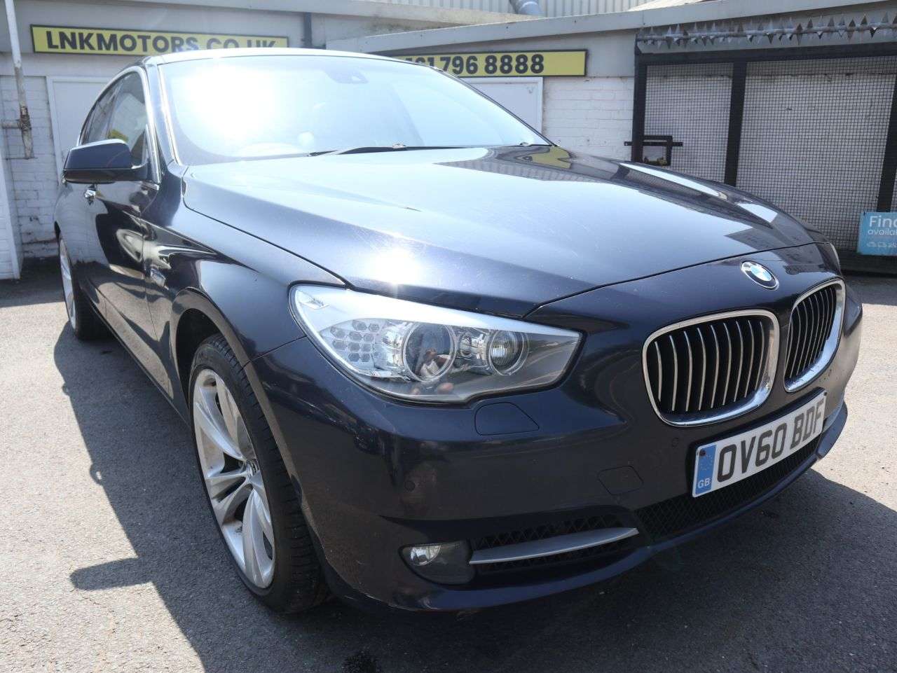 A 2010 BMW 5 SERIES GRAN TURISMO 3.0 535d Executive GT 5dr Diesel Steptronic Euro 5 (299 ps) *2 YEAR WTY FRO A 2010 BMW 5 SERIES GRAN TURISMO 3.0 535d Executive GT 5dr Diesel Steptronic Euro 5 (299 ps) *2 YEAR WTY FRO