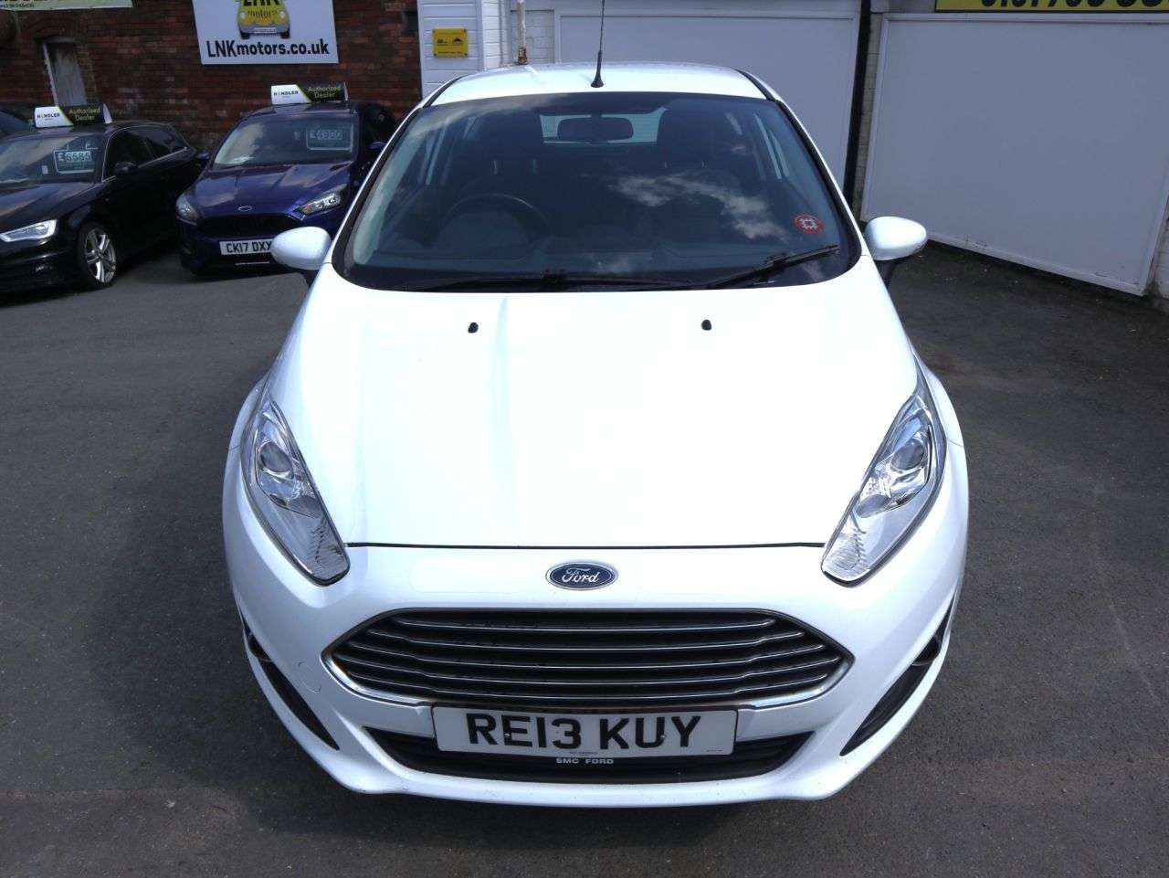 A 2013 FORD FIESTA 1.25 Zetec Hatchback 3dr Petrol Manual Euro 5 (82 ps) A 2013 FORD FIESTA 1.25 Zetec Hatchback 3dr Petrol Manual Euro 5 (82 ps)