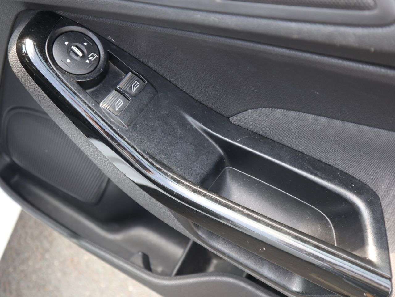 2013 FORD FIESTA 2013 FORD FIESTA