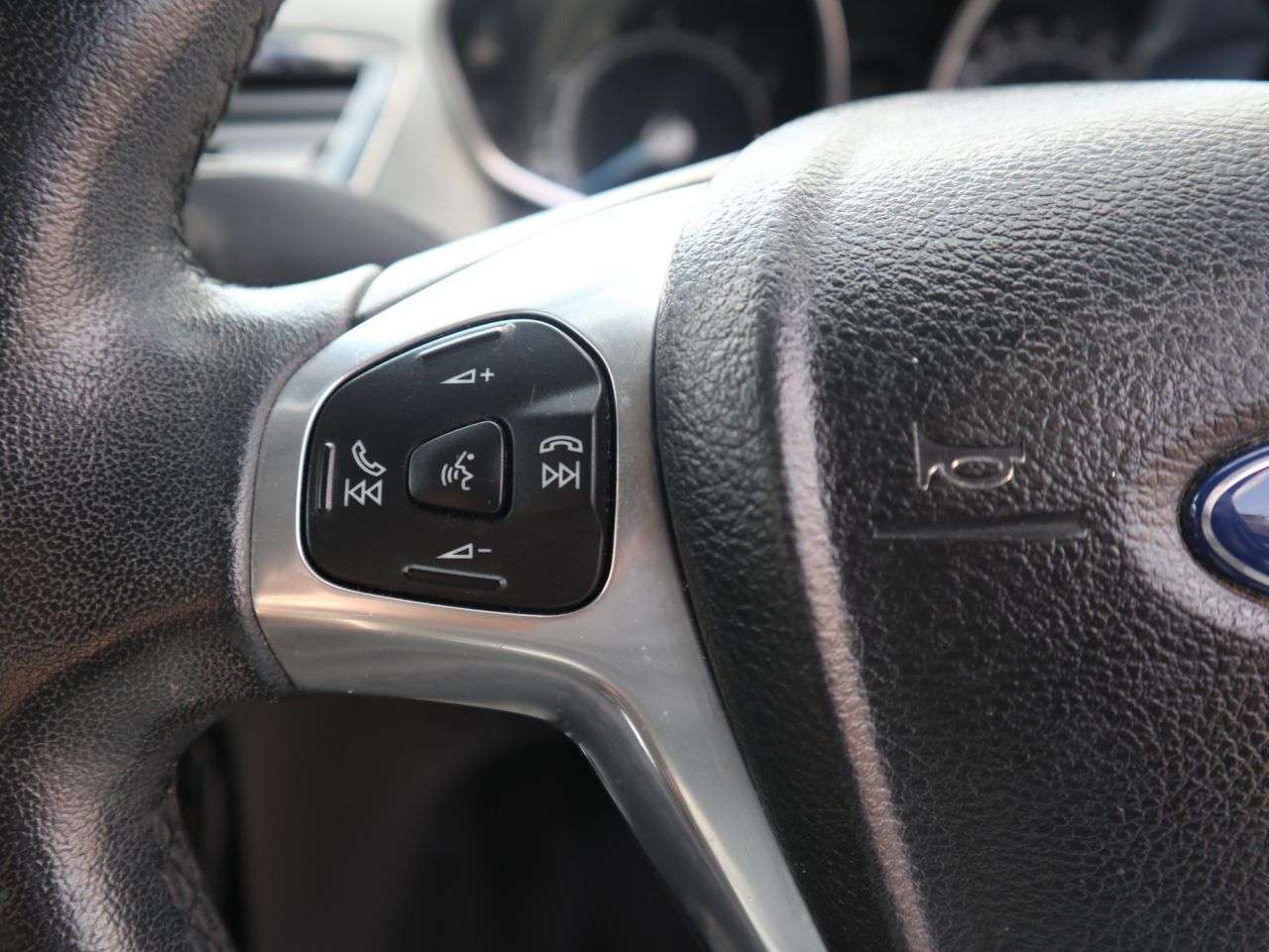 2013 FORD FIESTA 2013 FORD FIESTA