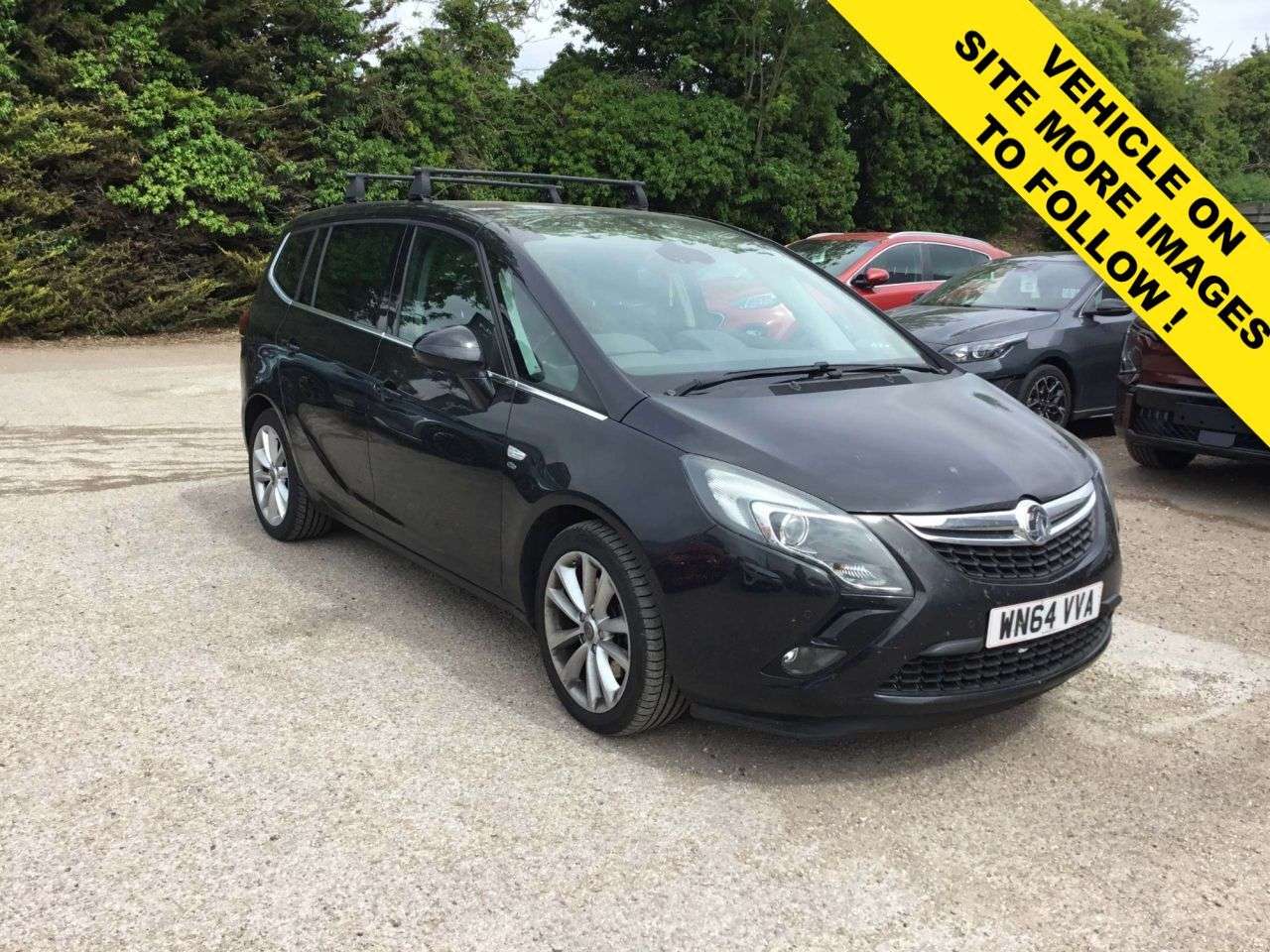 A 2015 VAUXHALL ZAFIRA TOURER 2.0 CDTi Elite MPV 5dr Diesel Manual Euro 5 (165 ps) *2 YEAR WTY FROM £99 + A 2015 VAUXHALL ZAFIRA TOURER 2.0 CDTi Elite MPV 5dr Diesel Manual Euro 5 (165 ps) *2 YEAR WTY FROM £99 +